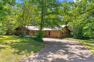 269 W Pleasant Valley Rd., Greenbrier, AR 72058