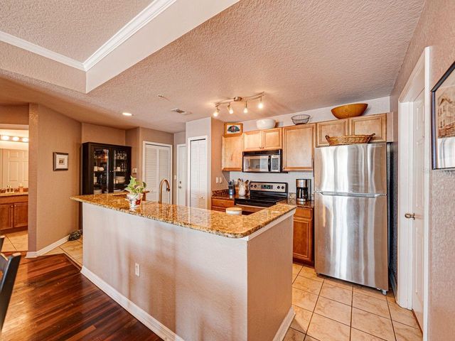 700 S HARBOUR ISLAND BOULEVARD 204, Tampa, FL 33602