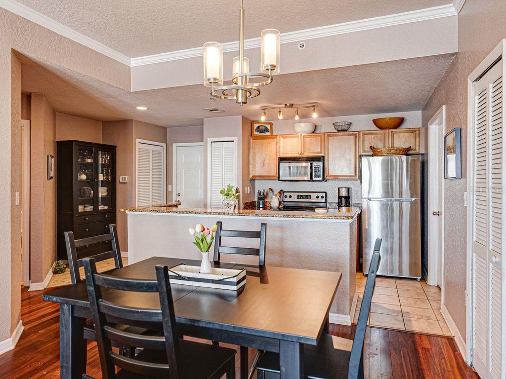 Image 12 of property listing at 700 S HARBOUR ISLAND BOULEVARD 204, Tampa, FL 33602