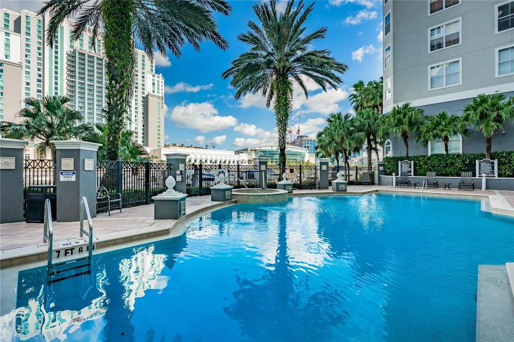 Image 36 of property listing at 700 S HARBOUR ISLAND BOULEVARD 204, Tampa, FL 33602