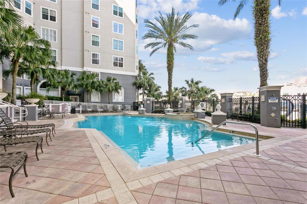 Image 37 of property listing at 700 S HARBOUR ISLAND BOULEVARD 204, Tampa, FL 33602