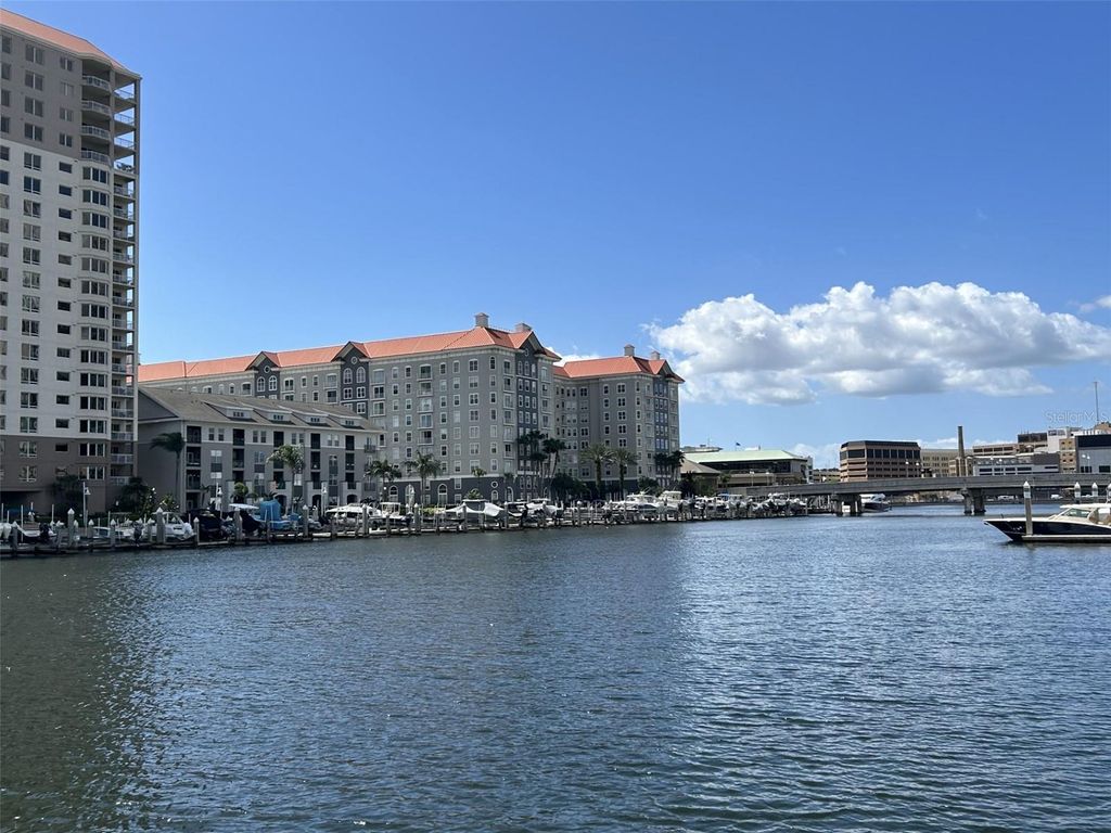 Image 66 of property listing at 700 S HARBOUR ISLAND BOULEVARD 204, Tampa, FL 33602