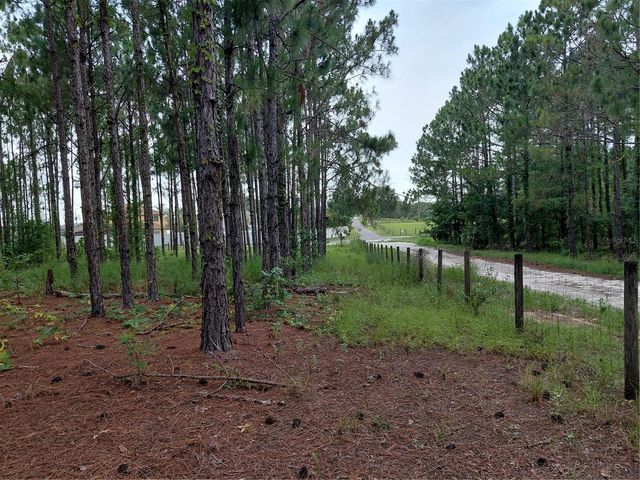 14240 LOST LAKE ROAD, Clermont, FL 34711