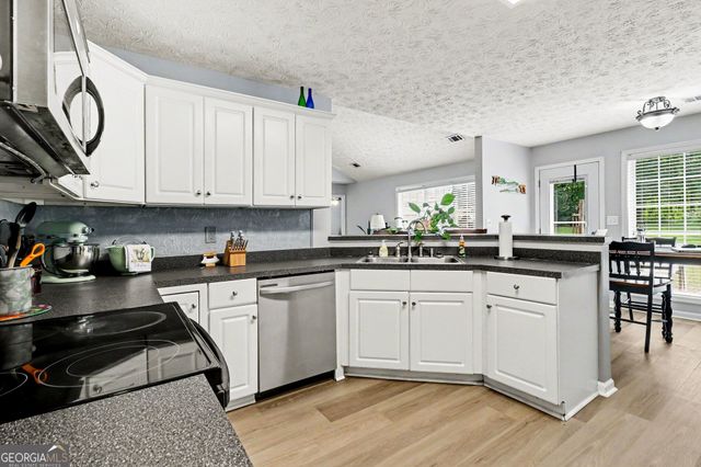 103 Madison Court, Lagrange, GA 30240