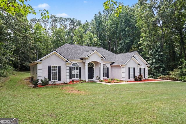 103 Madison Court, Lagrange, GA 30240