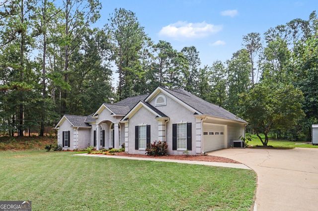 103 Madison Court, Lagrange, GA 30240