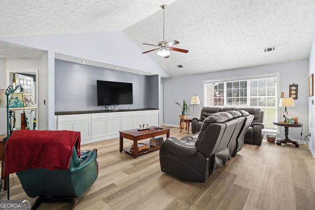 103 Madison Court, Lagrange, GA 30240
