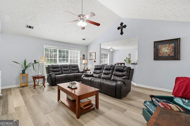 103 Madison Court, Lagrange, GA 30240