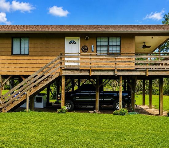 988 FAZZINI DR, Frostproof, FL 33843
