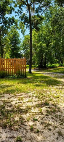 988 FAZZINI DR, Frostproof, FL 33843