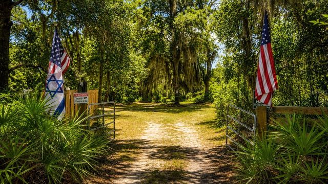 988 FAZZINI DR, Frostproof, FL 33843