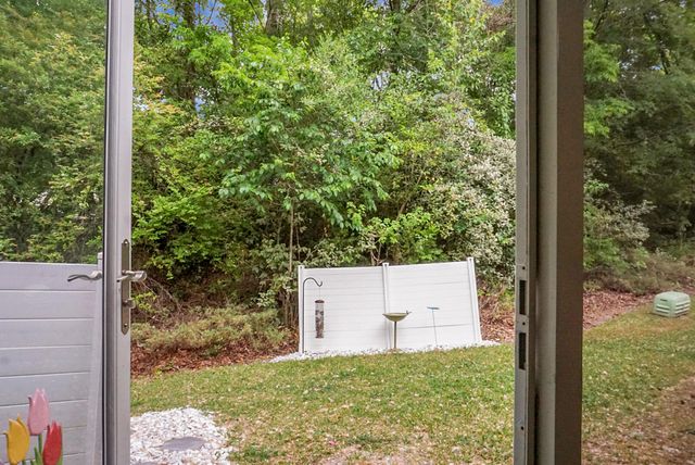 8169 Shadow Oak Drive, North Charleston, SC 29406