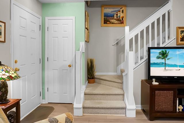8169 Shadow Oak Drive, North Charleston, SC 29406