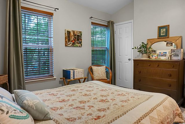 8169 Shadow Oak Drive, North Charleston, SC 29406
