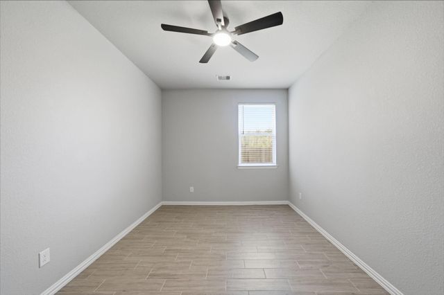 8303 Divot Trace, Fulshear, TX 77441