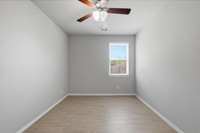 8303 Divot Trace, Fulshear, TX 77441