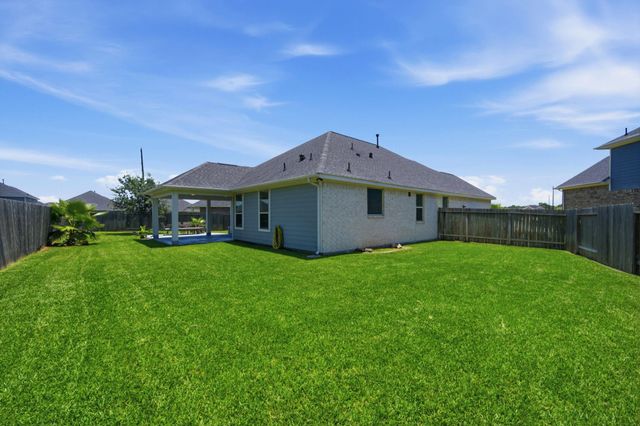 8303 Divot Trace, Fulshear, TX 77441