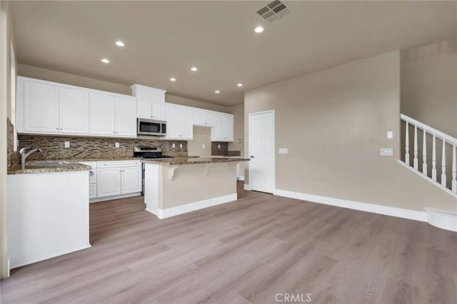 3301 Terrace Ridge, Long Beach, CA 90804