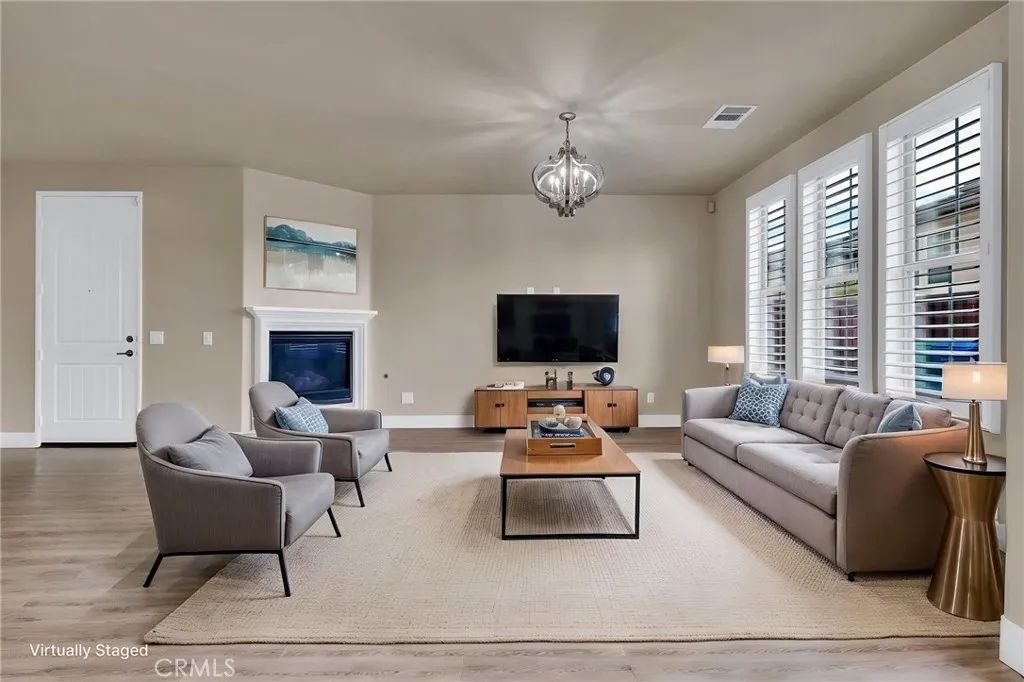 3301 Terrace Ridge, Long Beach, CA 90804