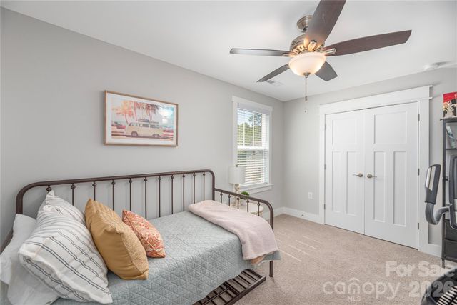 28 Reagan Run Court, Arden, NC 28704