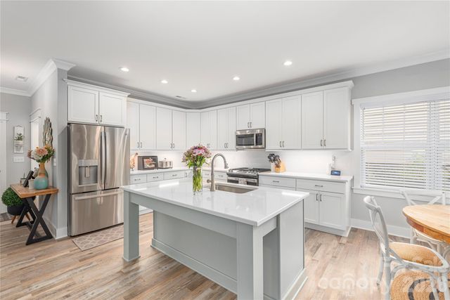 28 Reagan Run Court, Arden, NC 28704