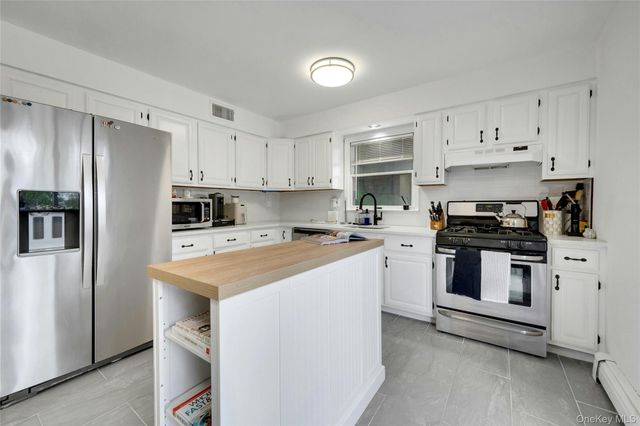 1 Brothers Circle, Eastchester, NY 10709
