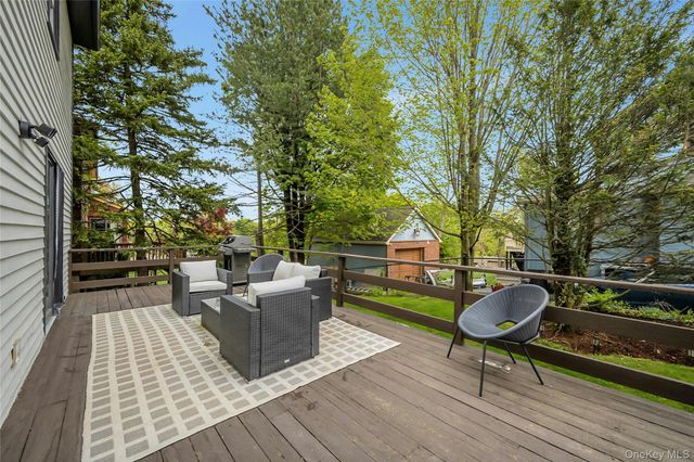 1 Brothers Circle, Eastchester, NY 10709
