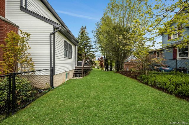 1 Brothers Circle, Eastchester, NY 10709