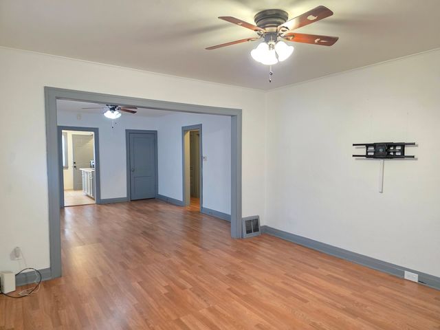 614 N Butrick Street, Waukegan, IL 60085
