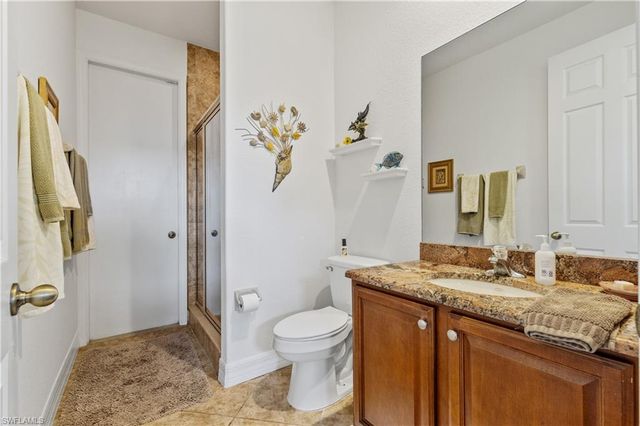 909 SW 22nd TER, Cape Coral, FL 33991