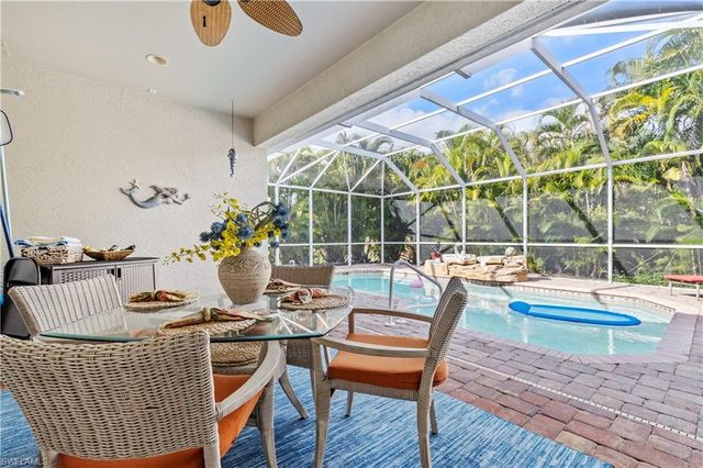 909 SW 22nd TER, Cape Coral, FL 33991