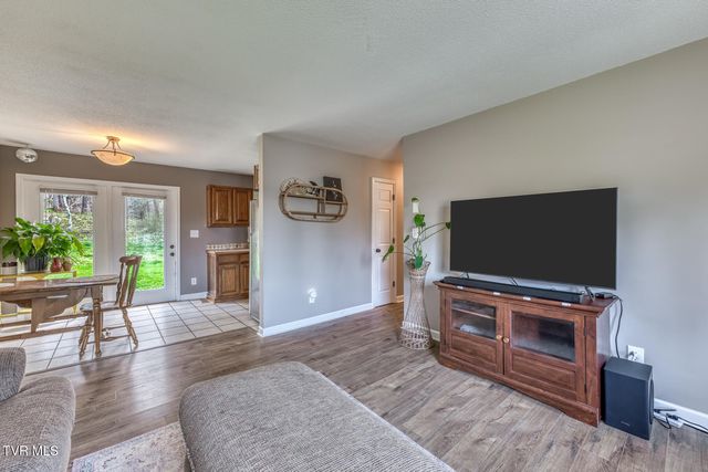 134 Evergreen Road, Jonesborough, TN 37659