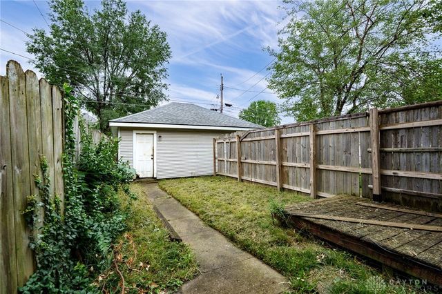 827 Carlisle Avenue 825, Dayton, OH 45410