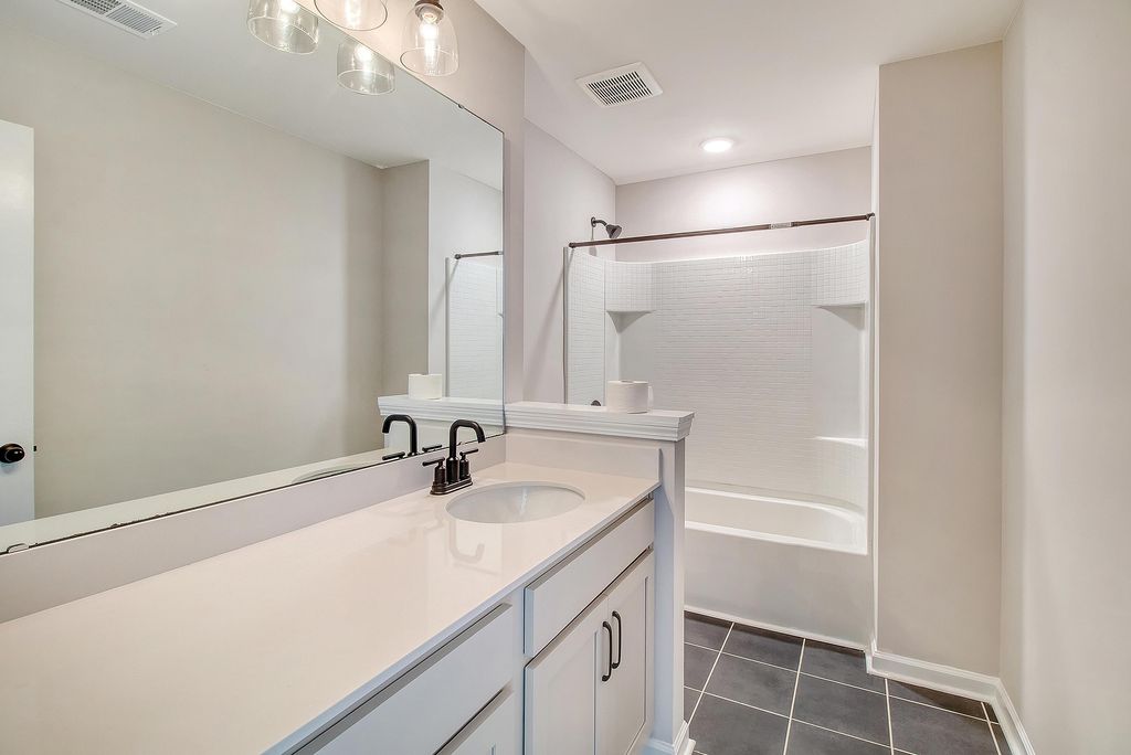 Image 32 of property listing at 299 Lucca Drive, Summerville, SC 29486
