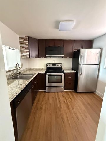 19715 SW 114th Ave 357, Miami, FL 33157