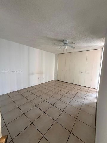 19715 SW 114th Ave 357, Miami, FL 33157