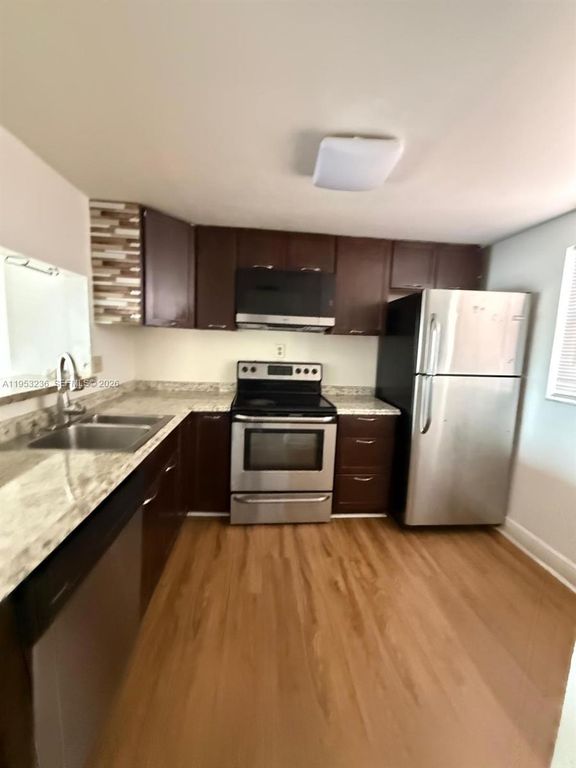 19715 SW 114th Ave 357, Miami, FL 33157