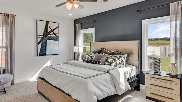 595 RIVERDALE DR, Oakland, TN 38060