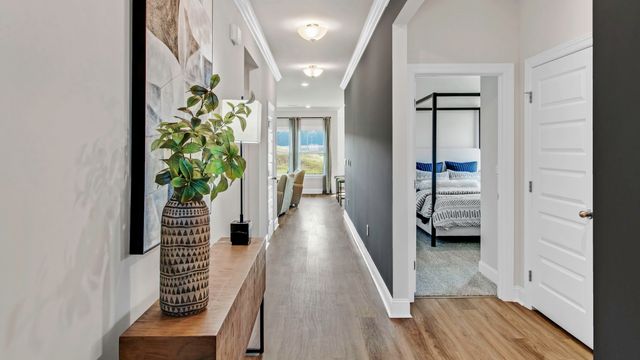 595 RIVERDALE DR, Oakland, TN 38060