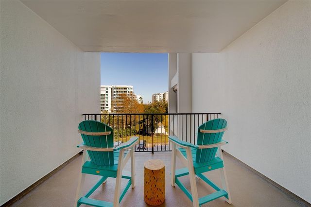 8 BELLEVIEW BOULEVARD 308, Belleair, FL 33756