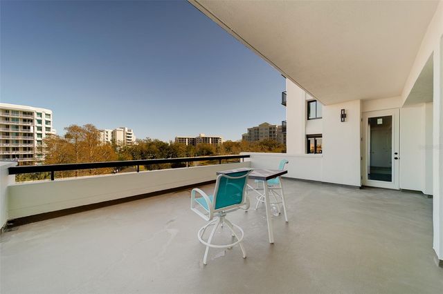 8 BELLEVIEW BOULEVARD 308, Belleair, FL 33756