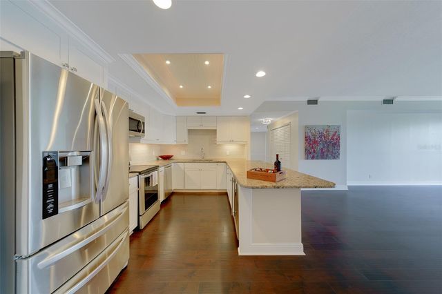 8 BELLEVIEW BOULEVARD 308, Belleair, FL 33756