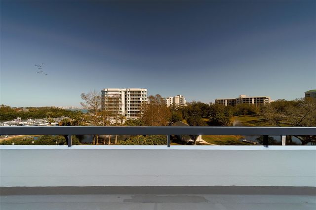 8 BELLEVIEW BOULEVARD 308, Belleair, FL 33756