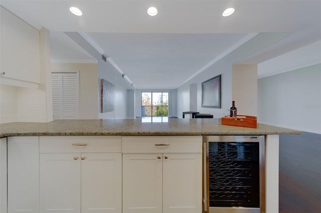 8 BELLEVIEW BOULEVARD 308, Belleair, FL 33756