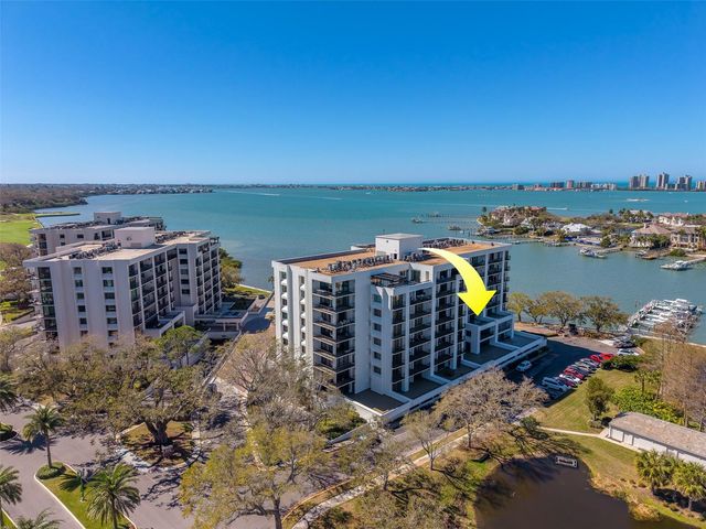 8 BELLEVIEW BOULEVARD 308, Belleair, FL 33756