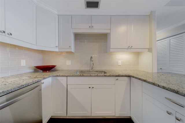 8 BELLEVIEW BOULEVARD 308, Belleair, FL 33756