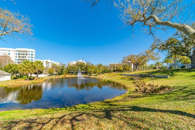 8 BELLEVIEW BOULEVARD 308, Belleair, FL 33756