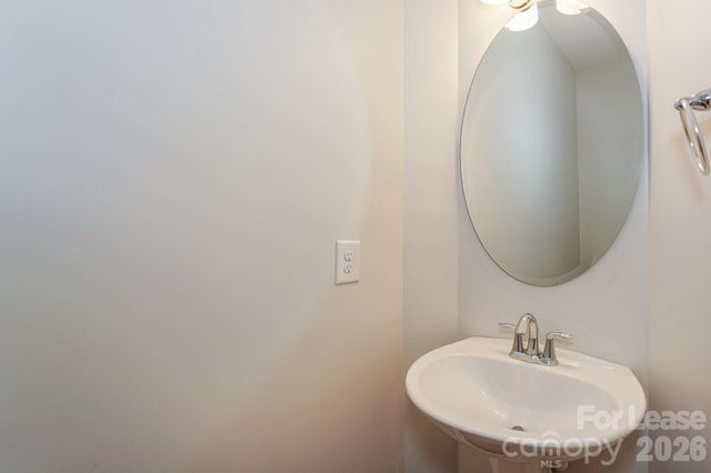 8273 Viewpoint Lane, Cornelius, NC 28031