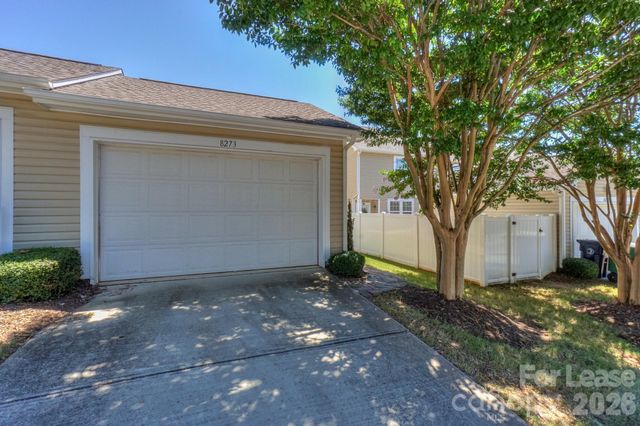 8273 Viewpoint Lane, Cornelius, NC 28031