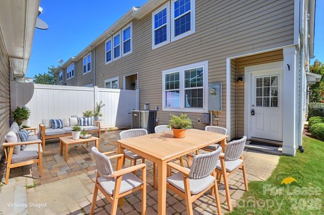 8273 Viewpoint Lane, Cornelius, NC 28031